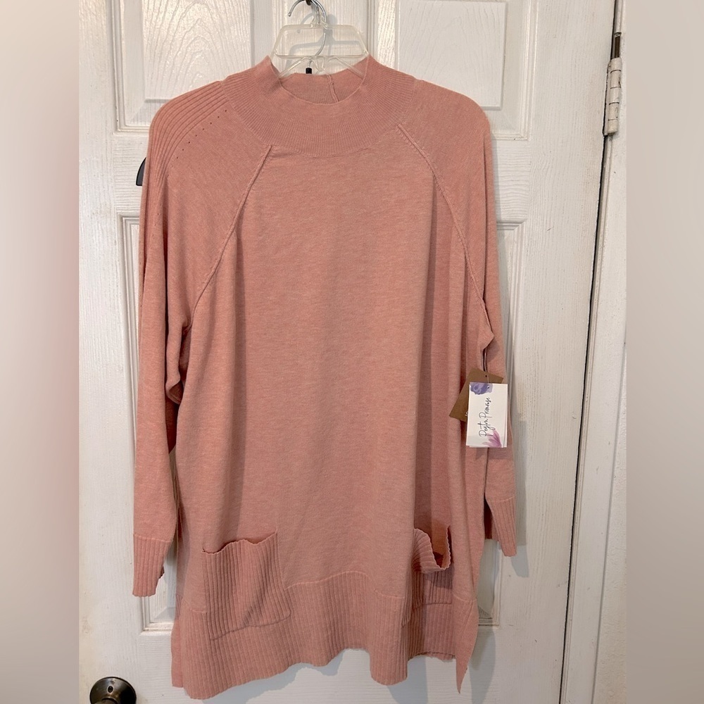 NWT Peyton Promise Mock Turtle Neck Light Sweater